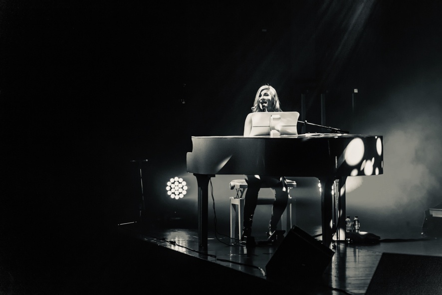 Beautiful in white - Solo Kathrin