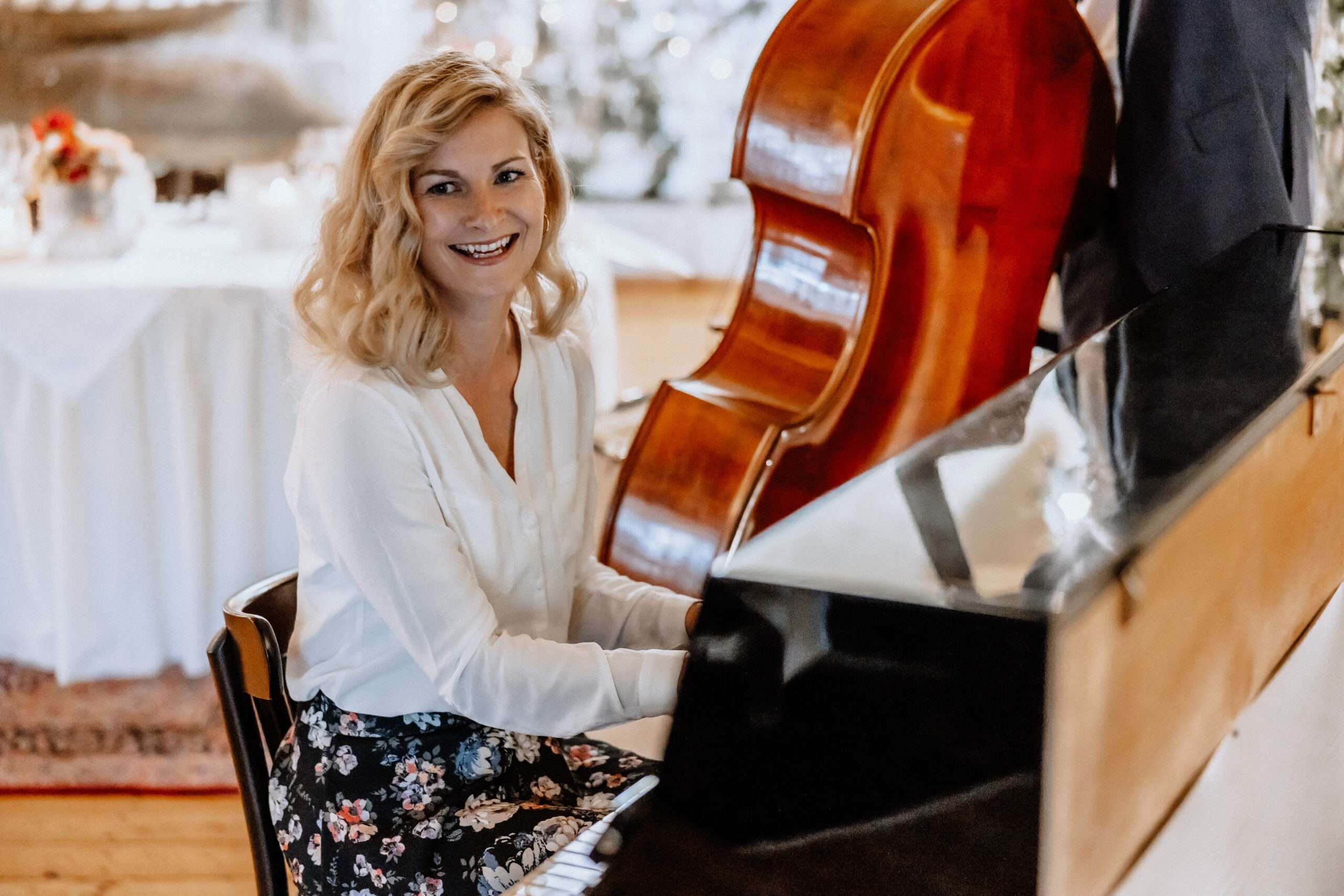 Kathrin, Kathi Solo Mrs Jones