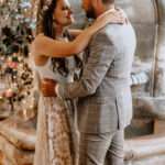 Hochzeitspaar tanzt bei Graz mit Live-Musik und Galamusik, perfekte musikalische Begleitung für Hoch.